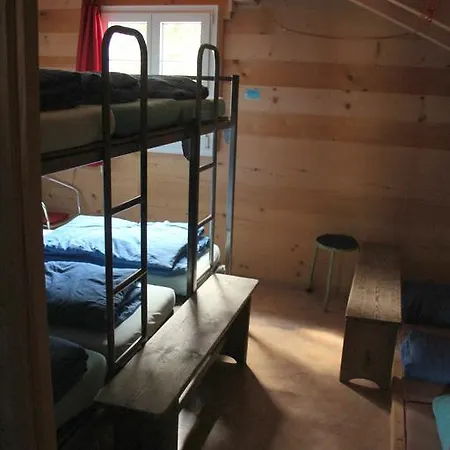 Hostel Berghaus Manndlenen- Weberhutte *