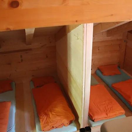 Berghaus Manndlenen- Weberhutte *